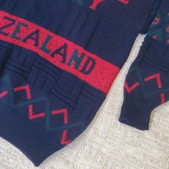 MacKenzie  Country | Rough Wool Sweater - Picture 5 of 7